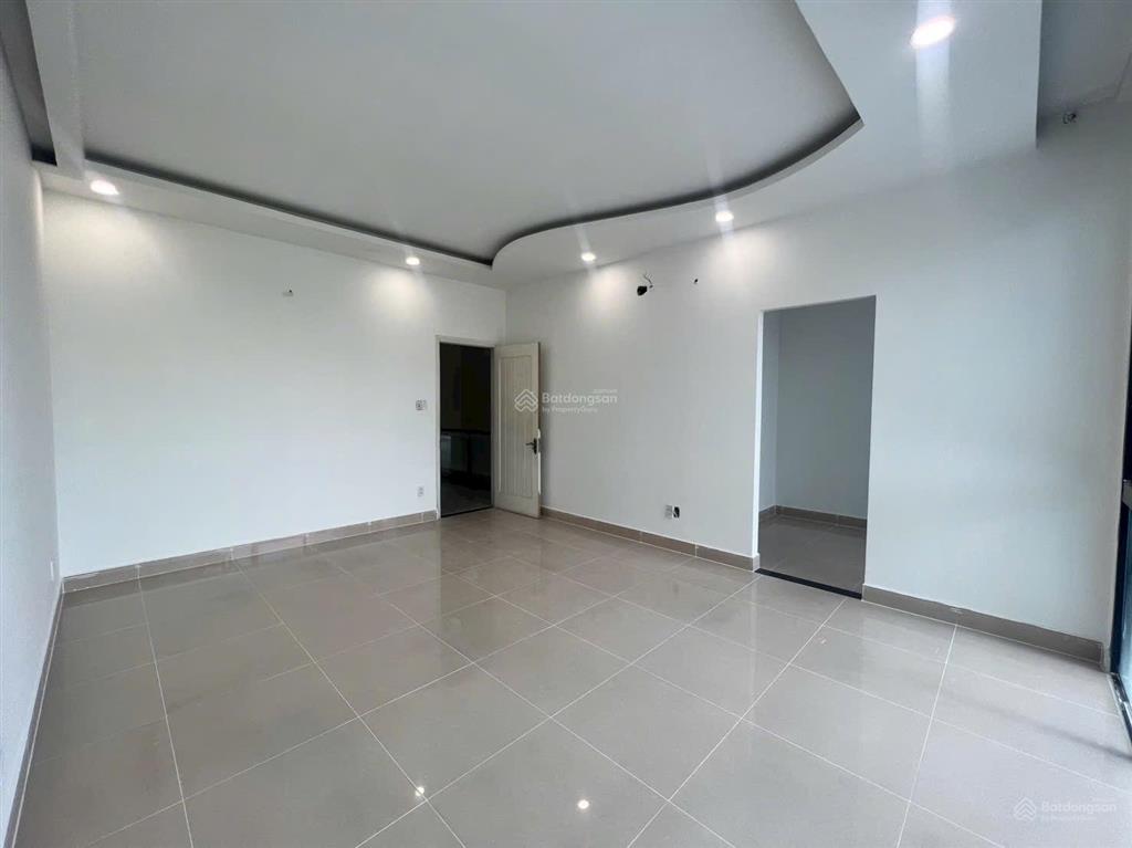 Cho thuê mặt tiền kinh doanh đường lê lợi thành phố mới bình dương 6pn6wc