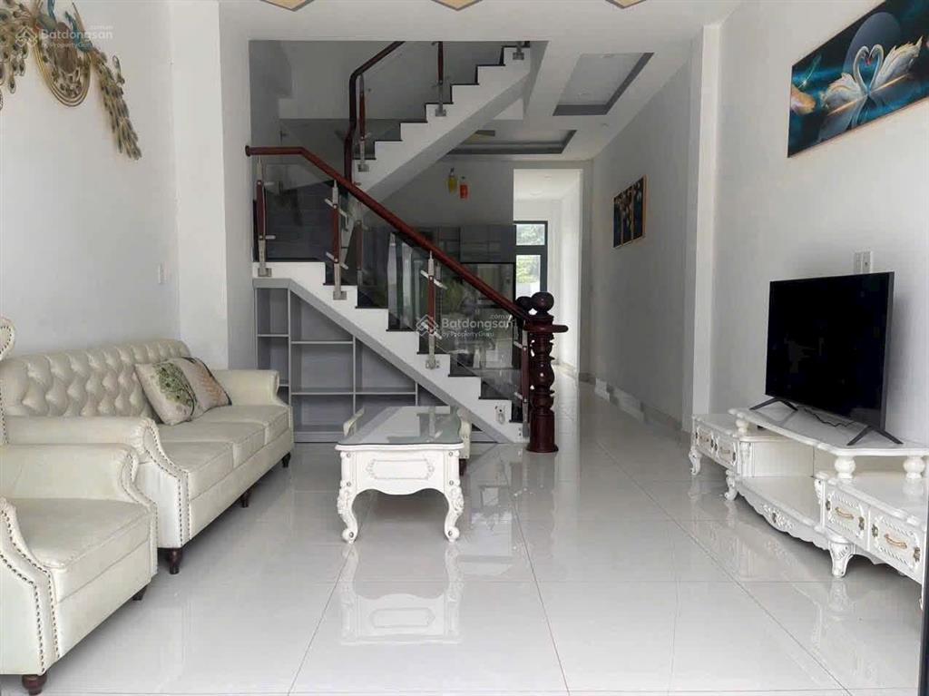 Cho thuê nhà 1 trệt 2 lầu phường phú hoà 4pn4wc đầy đủ nội thất