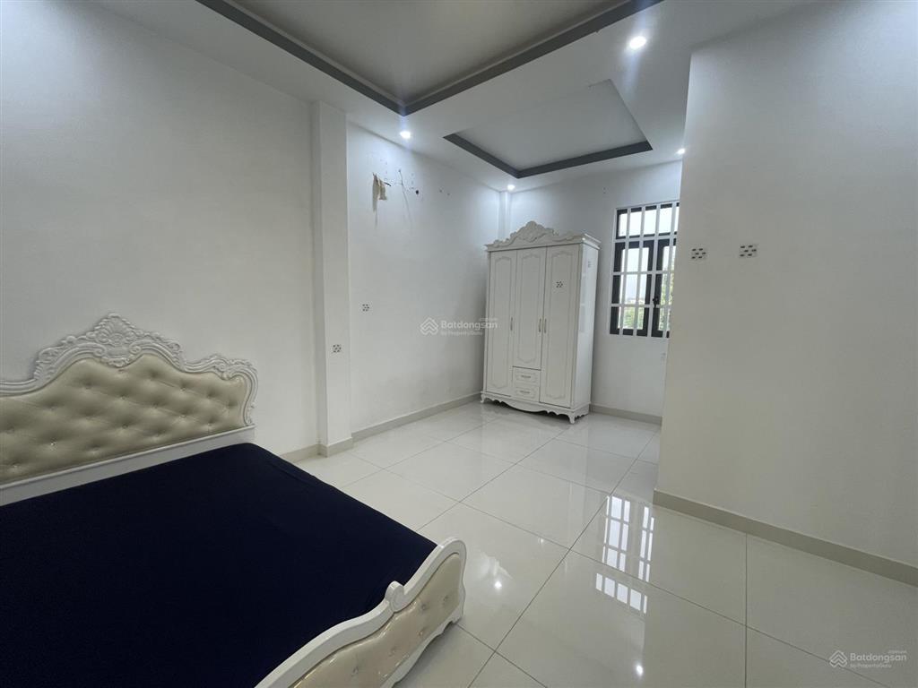 Cho thuê nhà 1 trệt 2 lầu phường phú hoà 4pn4wc đầy đủ nội thất