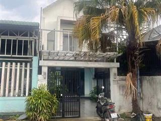 Cho thuê nhà 1 trệt 1 lầu phường phú hoà 3pn2wc sân xe hơi 7 chỗ