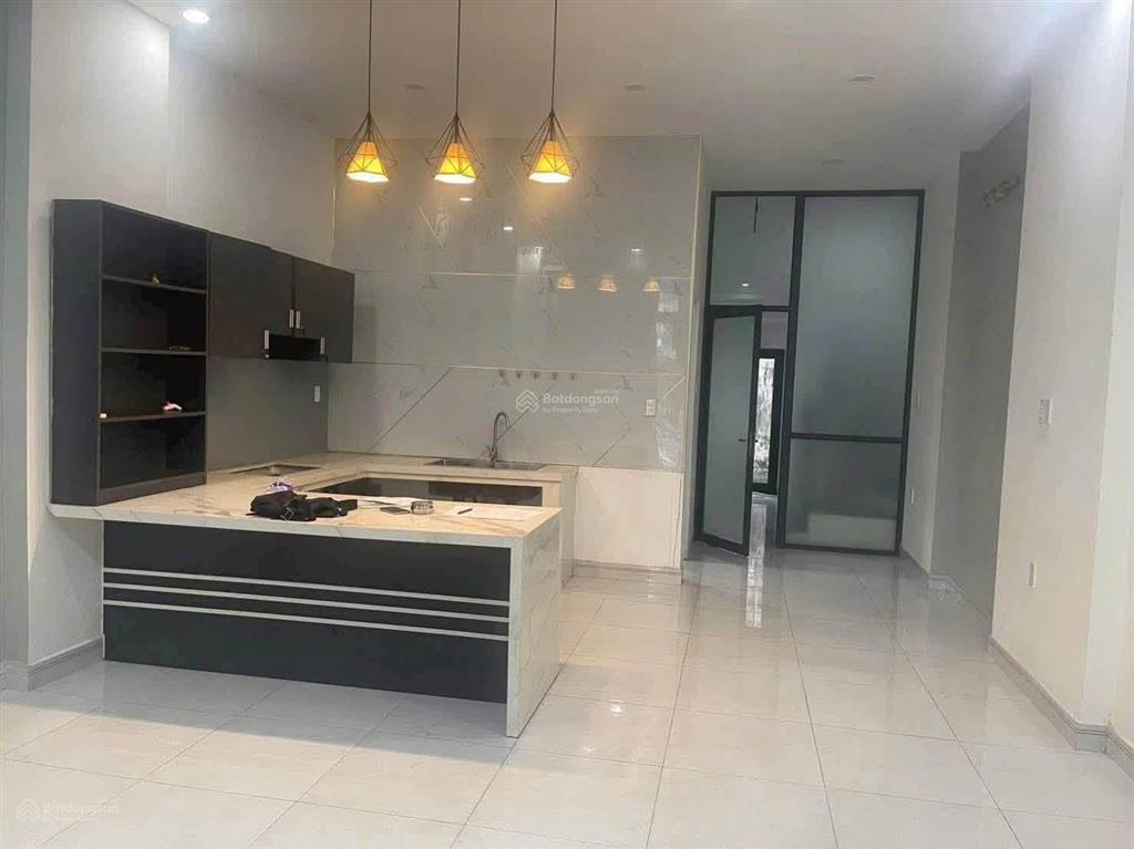 Cho thuê nhà 1 trệt 1 lầu phường phú hoà 3pn2wc sân xe hơi 7 chỗ
