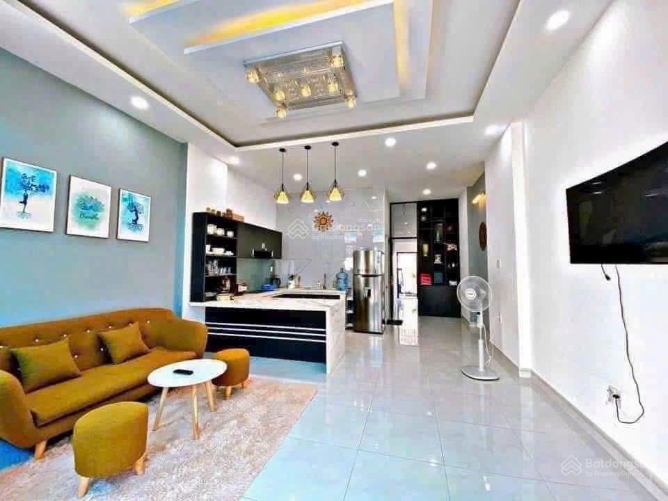 Cho thuê nhà 1 trệt 1 lầu phường phú hoà 3pn2wc sân xe hơi 7 chỗ