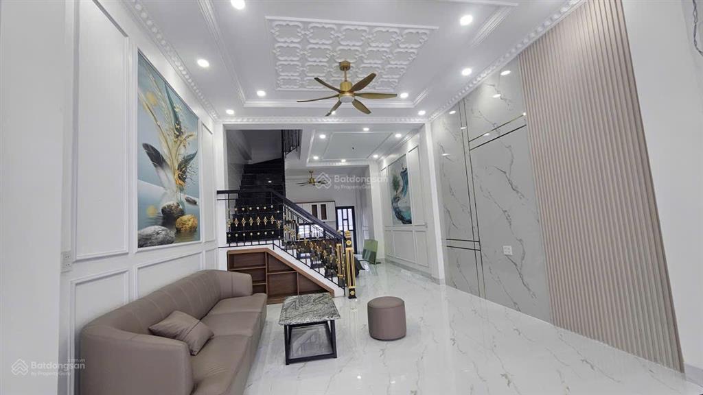 Cho thuê nhà 1 trệt 2 lầu phú hoà 4pn4wc đầy đủ nội thất
