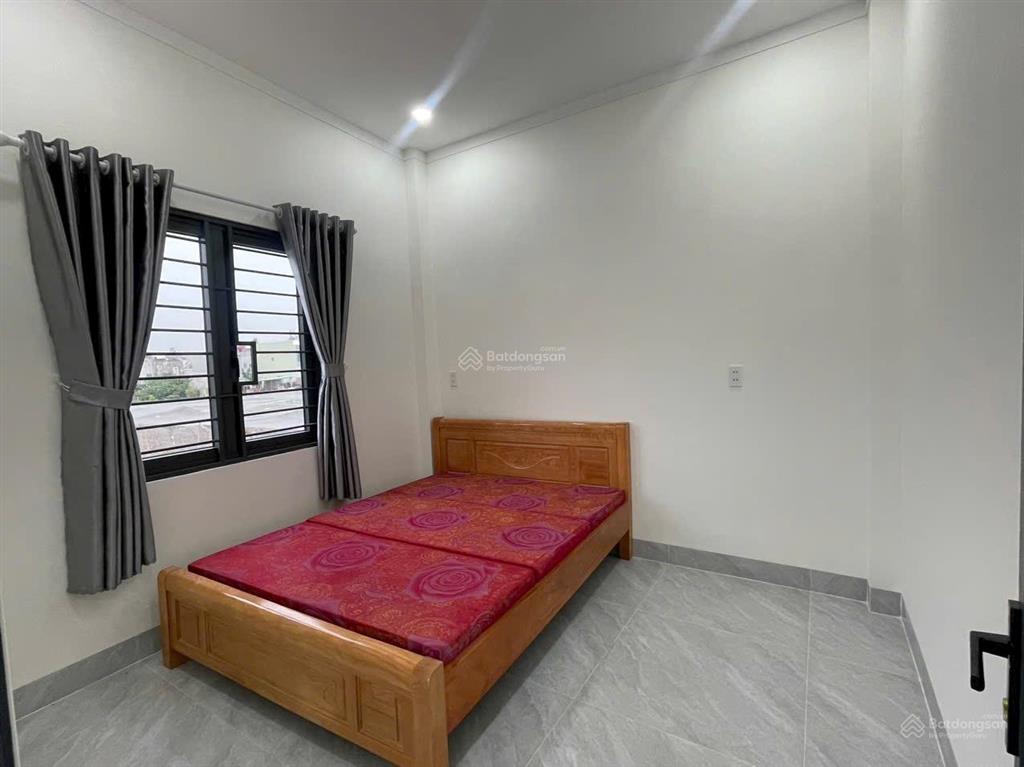 Cho thuê nhà 1 trệt 1 lầu phường phú mỹ 3pn2wc có nội thất sân xe hơi