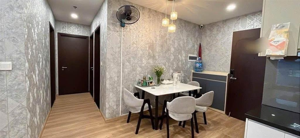 Cho thuê chung cư c skyview chánh nghĩa 3pn2wc đầy đủ nội thất