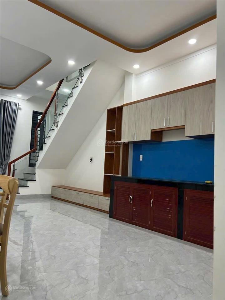 Cho thuê nhà 1 trệt 1 lầu phường phú hoà gần chợ phú hoà 3pn2wc sân xe hơi