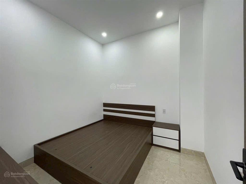 Cho thuê nhà 1 trệt 2 lầu phú mỹ 4pn4wc sân xe hơi 7 chỗ
