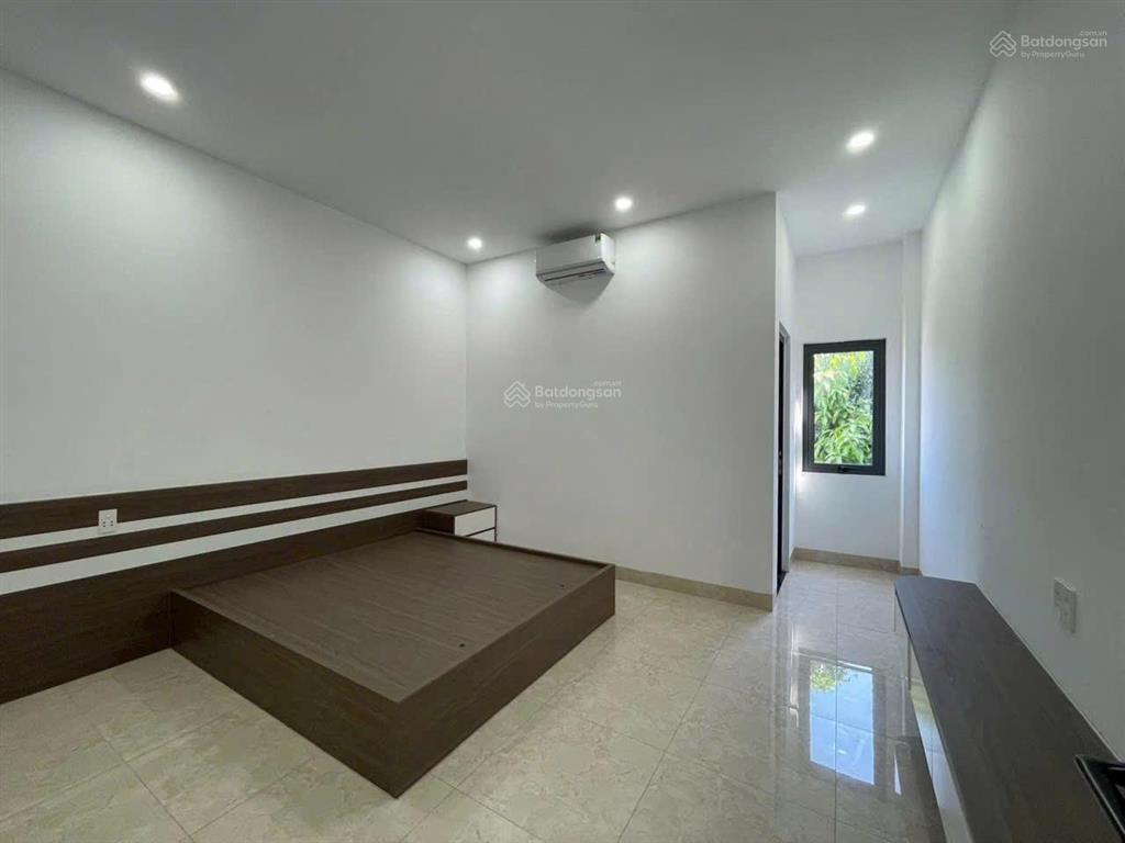Cho thuê nhà 1 trệt 2 lầu phú mỹ 4pn4wc sân xe hơi 7 chỗ