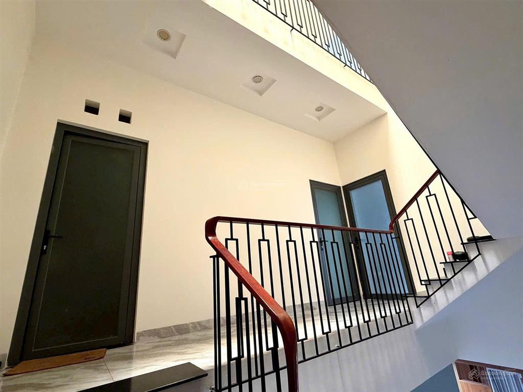 Cho thuê nhà 1 trệt 2 lầu phường định hòa gần thành phố mới bình dương 5pn5wc