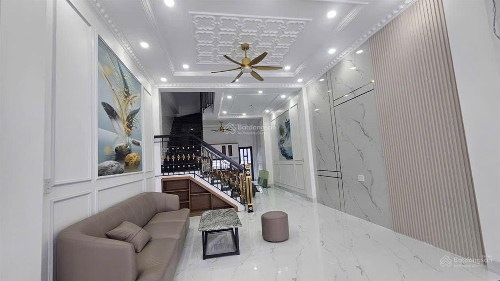 Cho thuê nhà 1 trệt 2 lầu phường phú hoà 4pn4wc đầy đủ nội thất