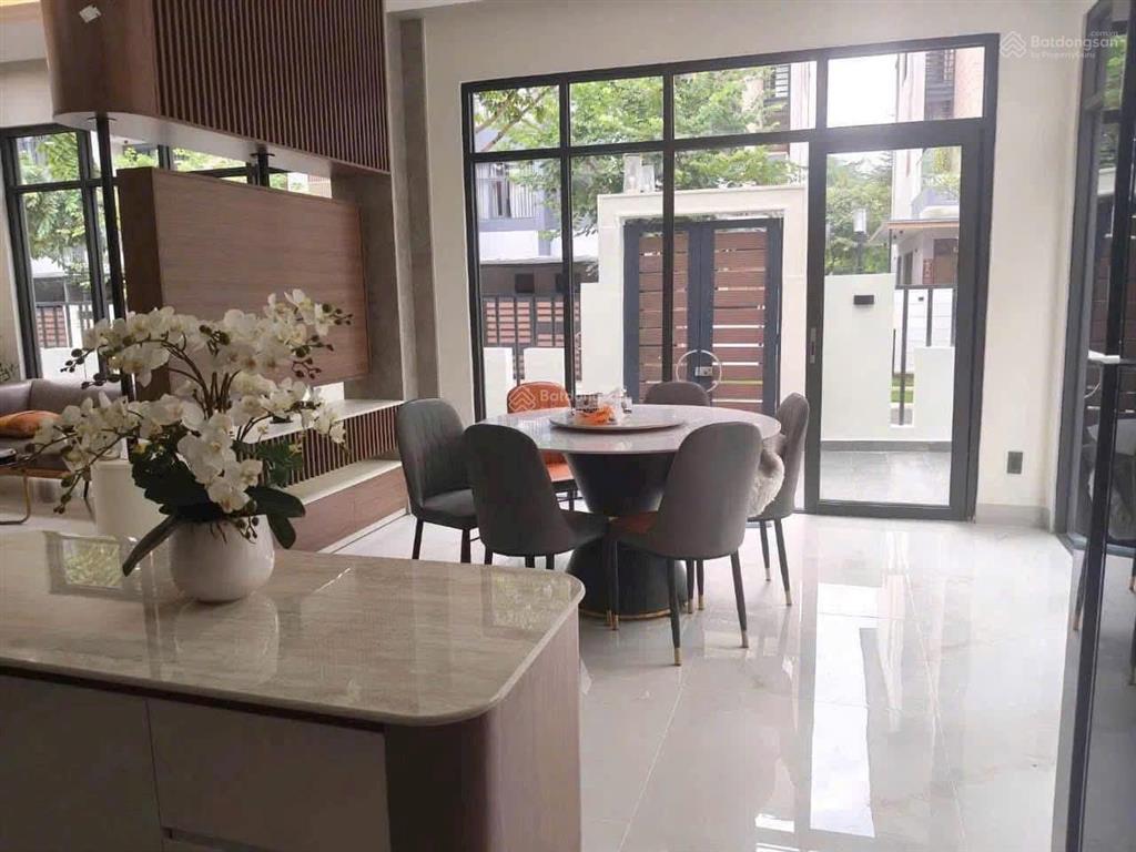 Cho thuê nhà 1 trệt 3 lầu khu nhà phố haruka thành phố mới bình dương 4pn4wc