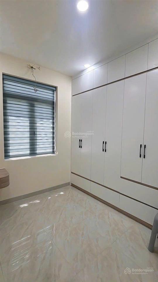 Cho thuê nhà 1 trệt 2 lầu gần thành phố mới bình dương đầy đủ nội thất 3pn3wc
