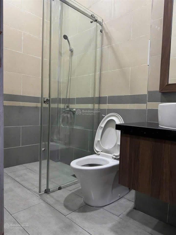 Cho thuê nhà 1 trệt 2 lầu thương mại dịch vụ phú mỹ 3pn3wc sân xe hơi 7 chỗ