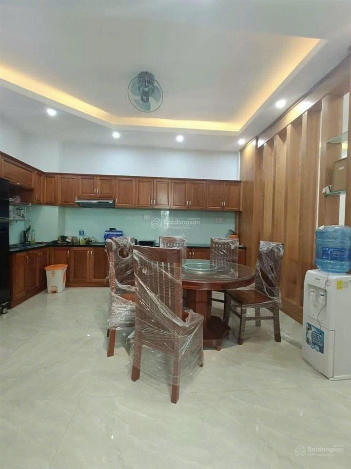 Cho thuê nhà 1 trệt 2 lầu phường phú lợi 4pn  4wc full nội thất đầy đủ sân 3 xe hơi