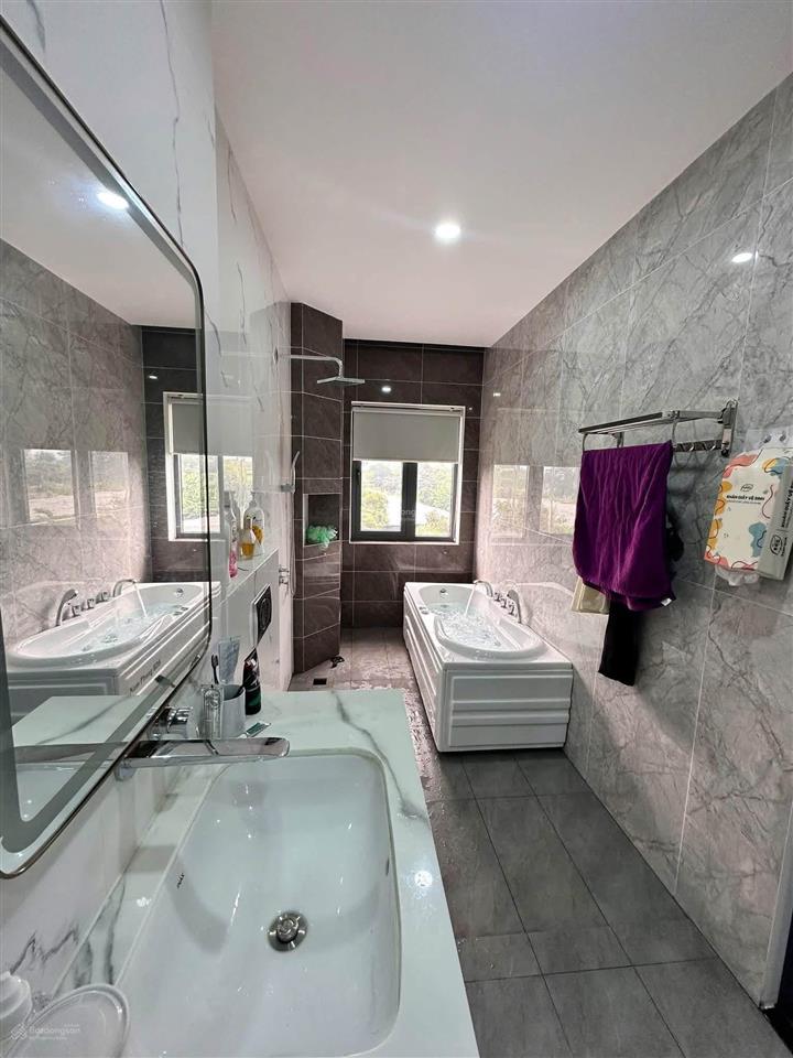 Cho thuê nhà 1 trệt 2 lầu phường phú mỹ 3pn3wc đầy đủ nội thất sân đậu 2 xe hơi