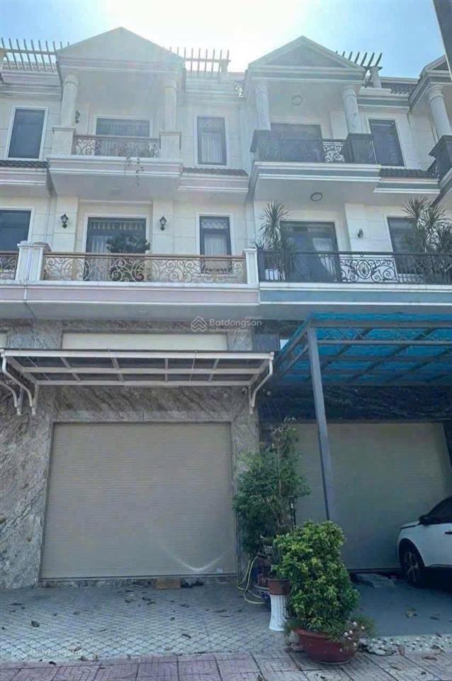 Cho thuê nhà mặt tiền kinh doanh hoàng hoa thám khu đô thị phúc đạt phường phú lợi 7pn5wc
