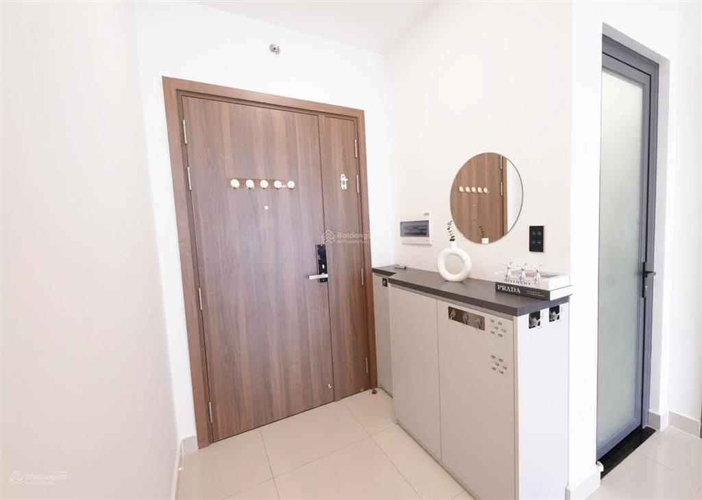 Cho thuê q7 saigon riverside  view sông căn 2pn 67m2 ntcb ở liền  0904 515 ***