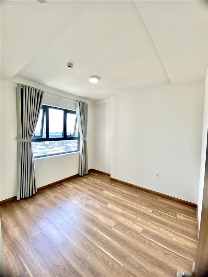Cho thuê q7 saigon riverside  view sông căn 2pn 67m2 ntcb ở liền  0904 515 ***