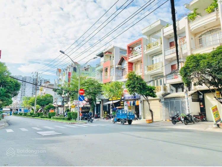 Mt nguyễn cửu đàm  tân sơn nhì 6x21m ( dtcn 123m2 ) gồm 1 hầm + 7 tầng ( dt sàn 685m2 )