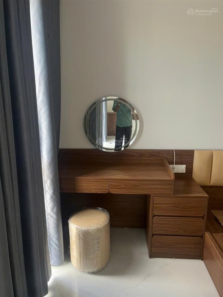 Chính chủ cho thuê biệt thự song lập hoàng gia vinhomes royal island