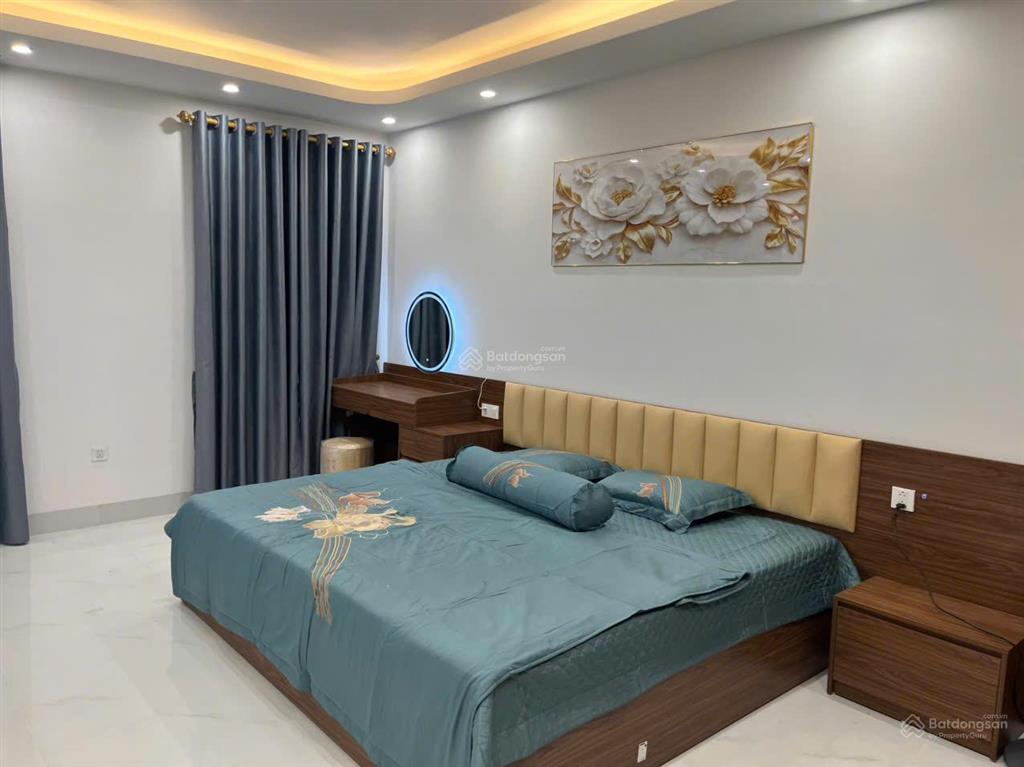 Chính chủ cho thuê biệt thự song lập hoàng gia vinhomes royal island