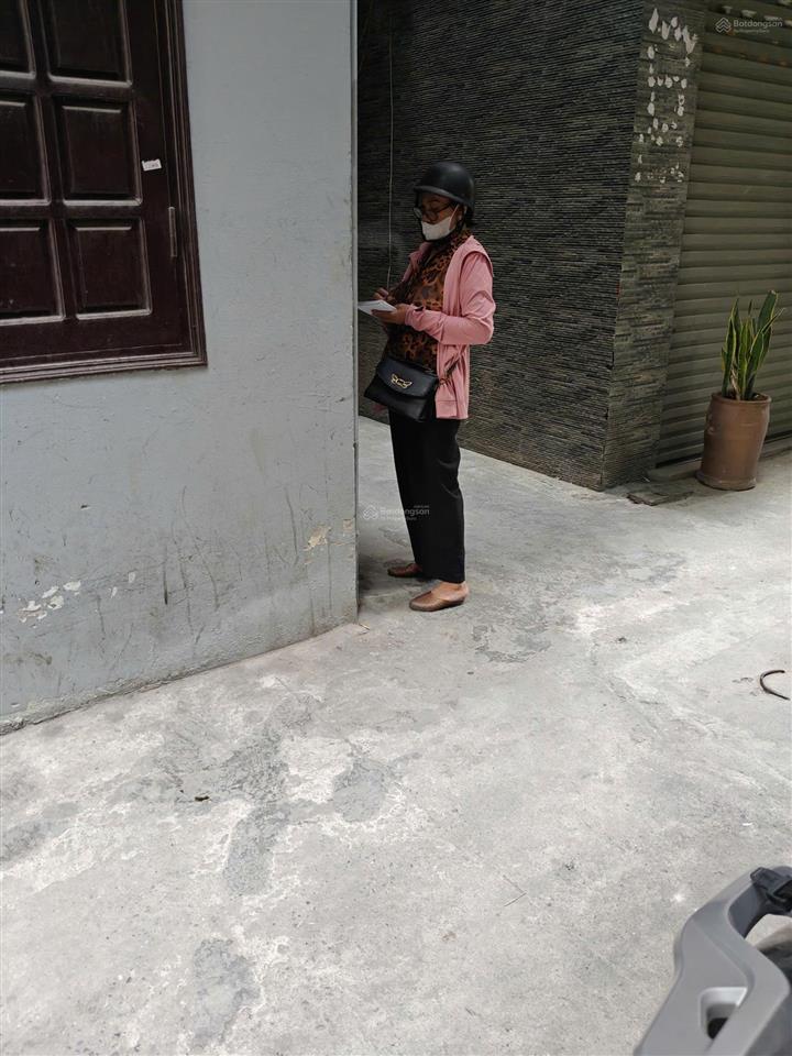Cho thuê nhà riêng tại nhà số 2 ngách 1 ngõ 172, trịnh đình cửu, 12 triệu, 30.5 m2, giá ưu đãi
