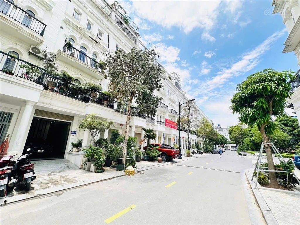Liền kề khu đô thị louis đại mỗ 90m2, 5 tầng, mặt tiền 5m, đường 18m. giá 26.9 tỷ