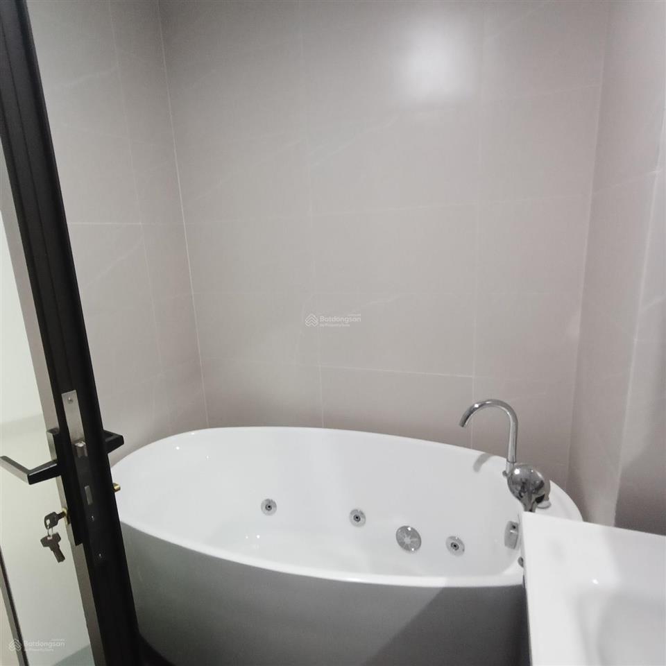 Chỉ 24.9 tỷ nhà 5 tầng 70m2 mặt tiền 5m thang máy mặt phố bà triệu hà đông kinh doanh sầm uất