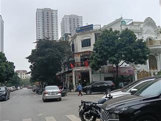Bán biệt thự huyndai hà đông 200m2 lô góc vị trí vàng giá đầu tư