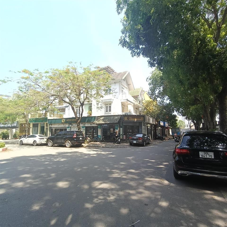 Bán biệt thự lô góc trục đường đôi khu đô thị văn quán ngay hồ văn quán hà đông giá tốt