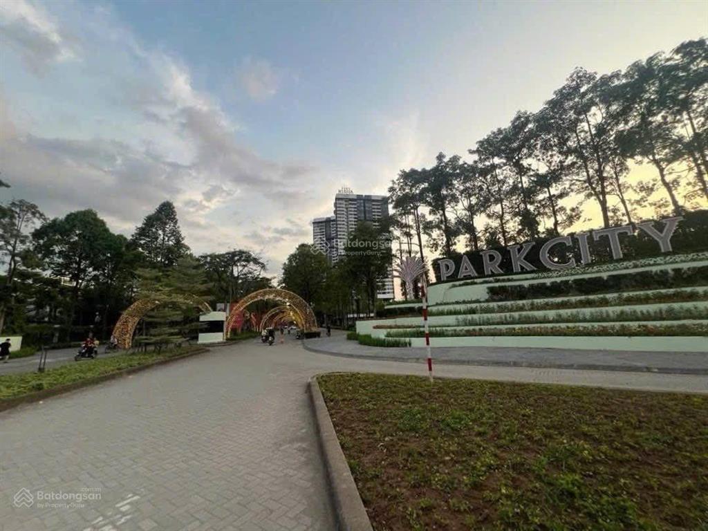 Bán biệt thự đơn lập parkcity hà đông hoàn thiện đẹp giá tham khảo tốt trong khu vực