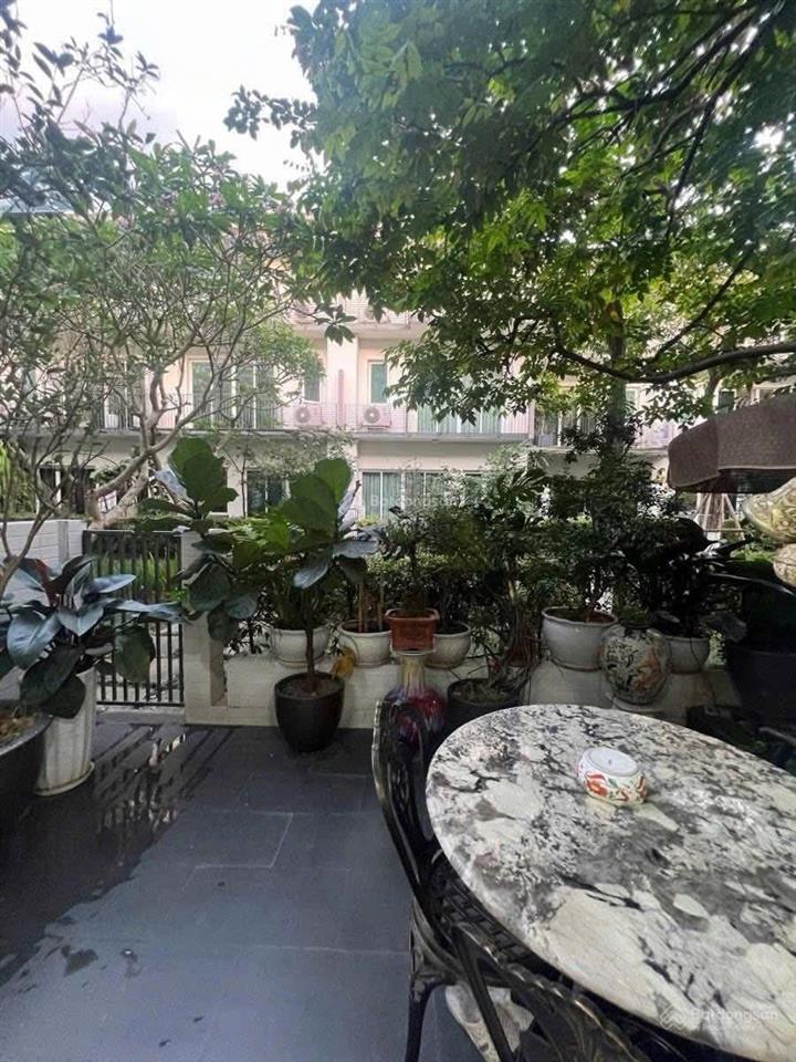 Bán biệt thự đơn lập parkcity hà đông hoàn thiện đẹp giá tham khảo tốt trong khu vực