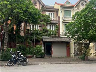 Bán biệt thự 230m2 lô góc khu đô thị mỗ lao hà đông giá tốt nhất thị trường