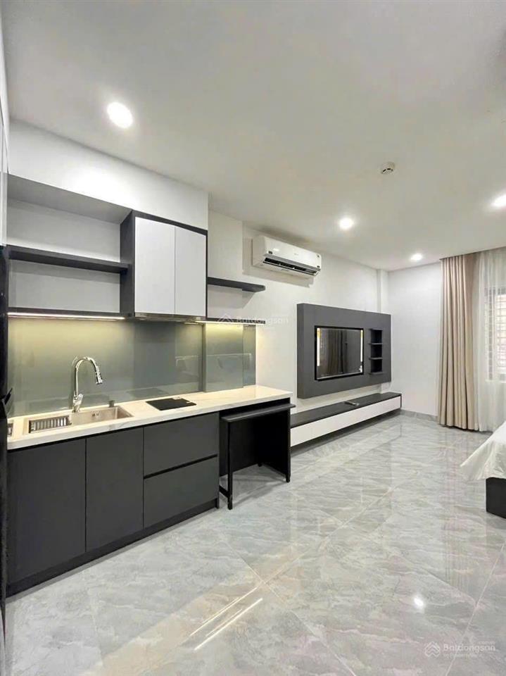 Bán tòa căn hộ cao cấp đường chính hữu sát trung tâm tài chính quốc tế