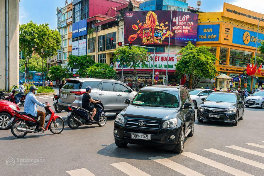 56 tỷ mặt phố hoàng cầu 183m²  ô tô vào nhà  giá mặt ngõ  gần ga metro