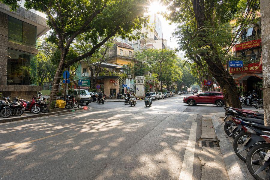 Bán nhà cũ mặt phố hàn thuyên 275m² mt 12m  đất vàng xây building trung tâm hoàn kiếm