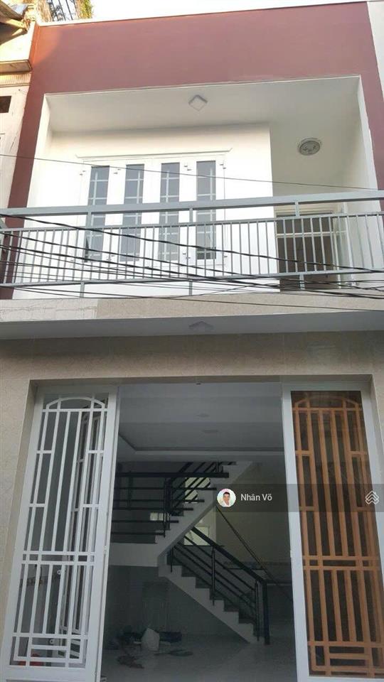 4.5tỷ hẻm đúng 6m, dt 4mx10m, 1lầu, 2pn vô ở liền. bình tân giáp tân phú