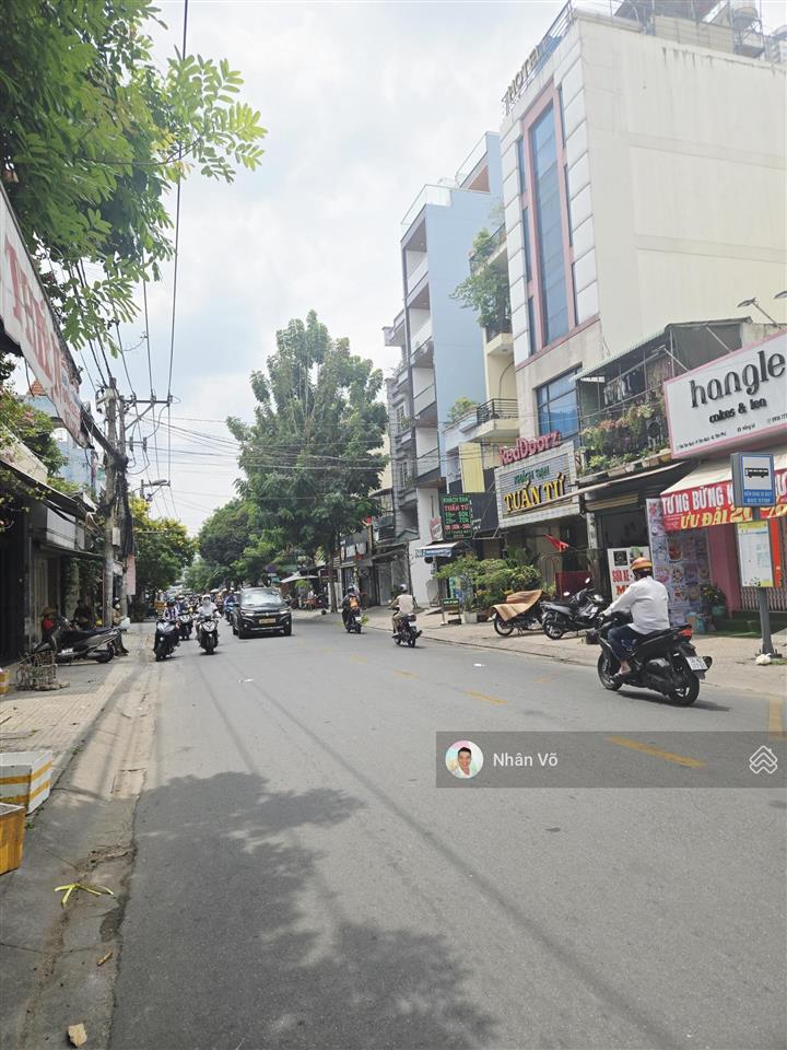Khách sạn gần aeon tân phú. đang cho thuê 55tr/tháng. giá 19.5tỷ tl