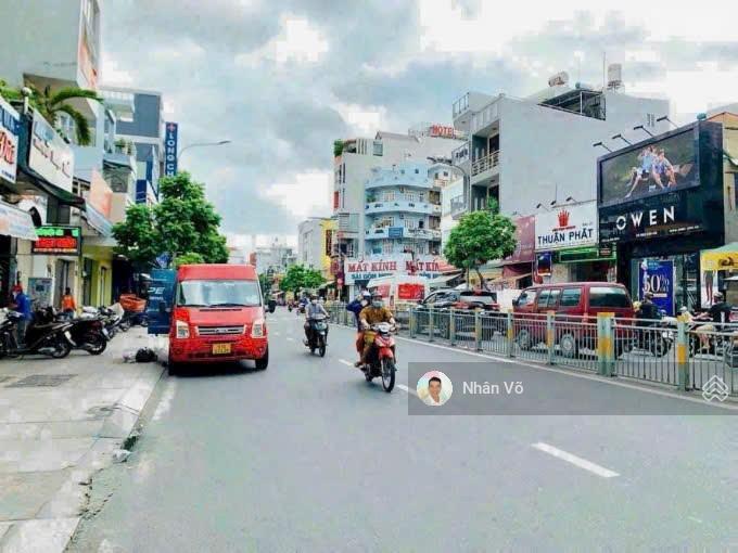 Mặt tiền lũy ban bích 412m2, ngang 7m, nở hậu 15m. vị trí đẹp. đang thuê 90tr/tháng. giá 50 tỷ tl