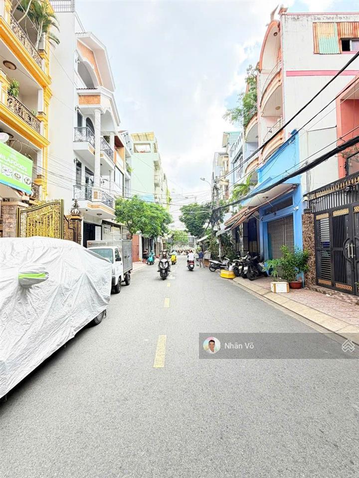 Mặt tiền ca văn thỉnh khu bàu cát. dt 4.4m x 18m, gác lửng. giá 13 tỷ tl