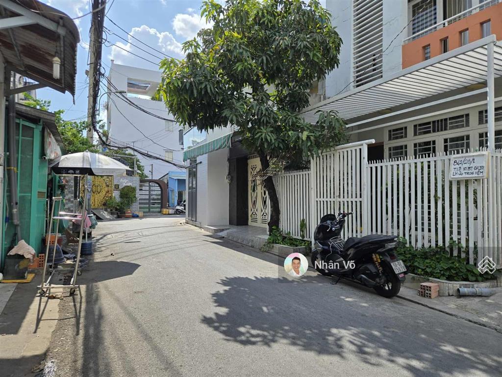 9 tỷ tl  hẻm nhựa 1/ tl10, dt 6.7mx23m, đang cho thuê 25 triệu/tháng