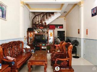 Nhà hẻm nhựa 8m thông diệp minh châutân sơn nhì. diện tích 4x16m, 1 lầu, sân thượng. giá 8.5 tỷ tl