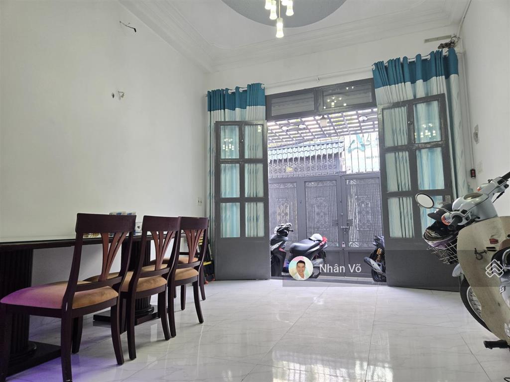 Nhà đẹp ở liền, hẻm thông thoại ngọc hầu  nguyễn sơn. dt 65m2, 4 tầng, 5pn. giá 9 tỷ tl