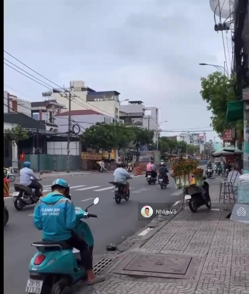 77tỷ  452m2 mt ngang 19m, sổ vuông. vị trí đẹp đường lê văn quới.