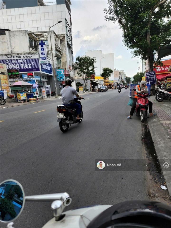 13.5 tỷ tl  mặt tiền vườn lài dt 4x17m gần lũy bán bích