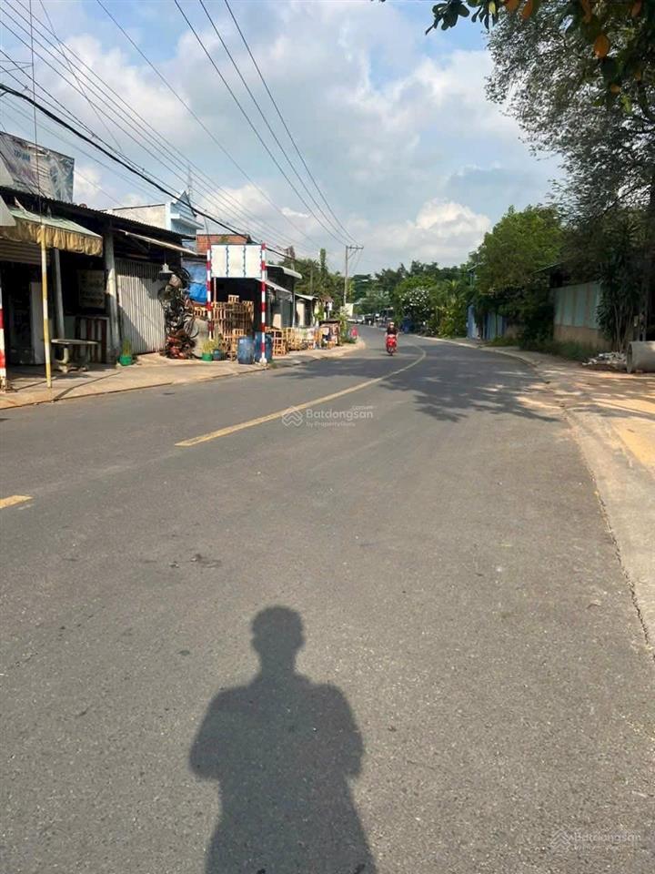 Kẹt tiền tôi bán nhà xưởng tân đông hiệp  dĩ an dt 800m² đường xe công