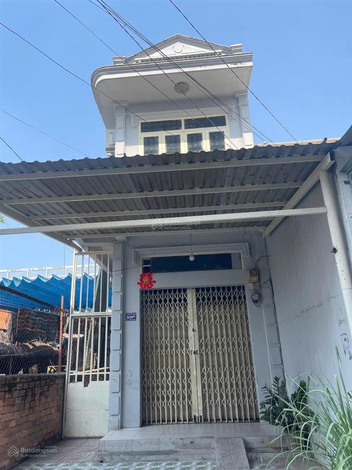 Kẹt tiền bán rẻ nhà 1 trệt 1 lầu + 4 phòng trọ lái thiêu dt 112m2 có thu nhập sẵn