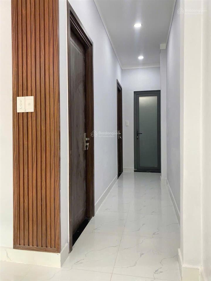 Kẹt tiền bán nhà lái thiêu giáp vĩnh phú 83,8m2 có sân ô tô giá 4,35 tỷ