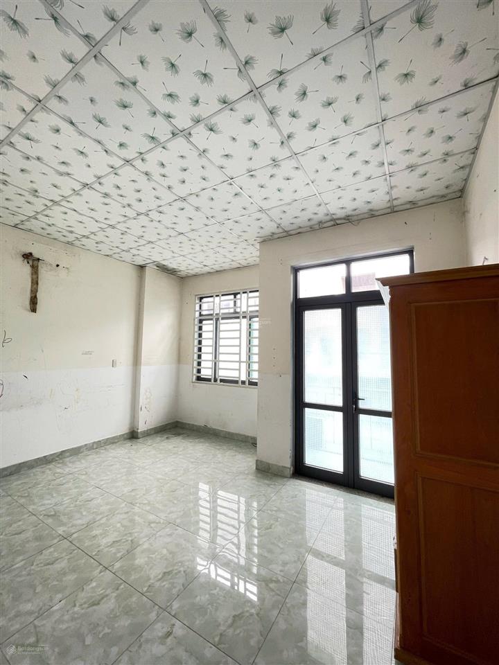 Chính chủ gửi bán nhà trục chính đường số 1 kdc ngay vincom dĩ an 77m2 giá 4.18 tỷ