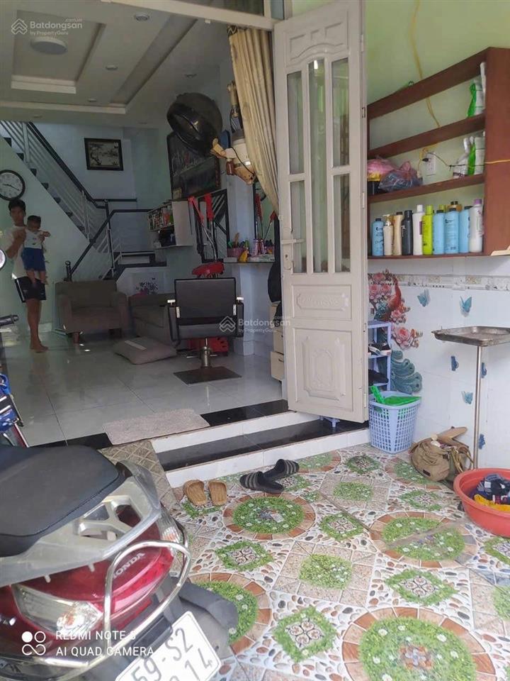 Kẹt tiền bán gấp nhà 1 lầu lái thiêu gần nguyễn văn tiết 120m2 có sẵn dòng tiền